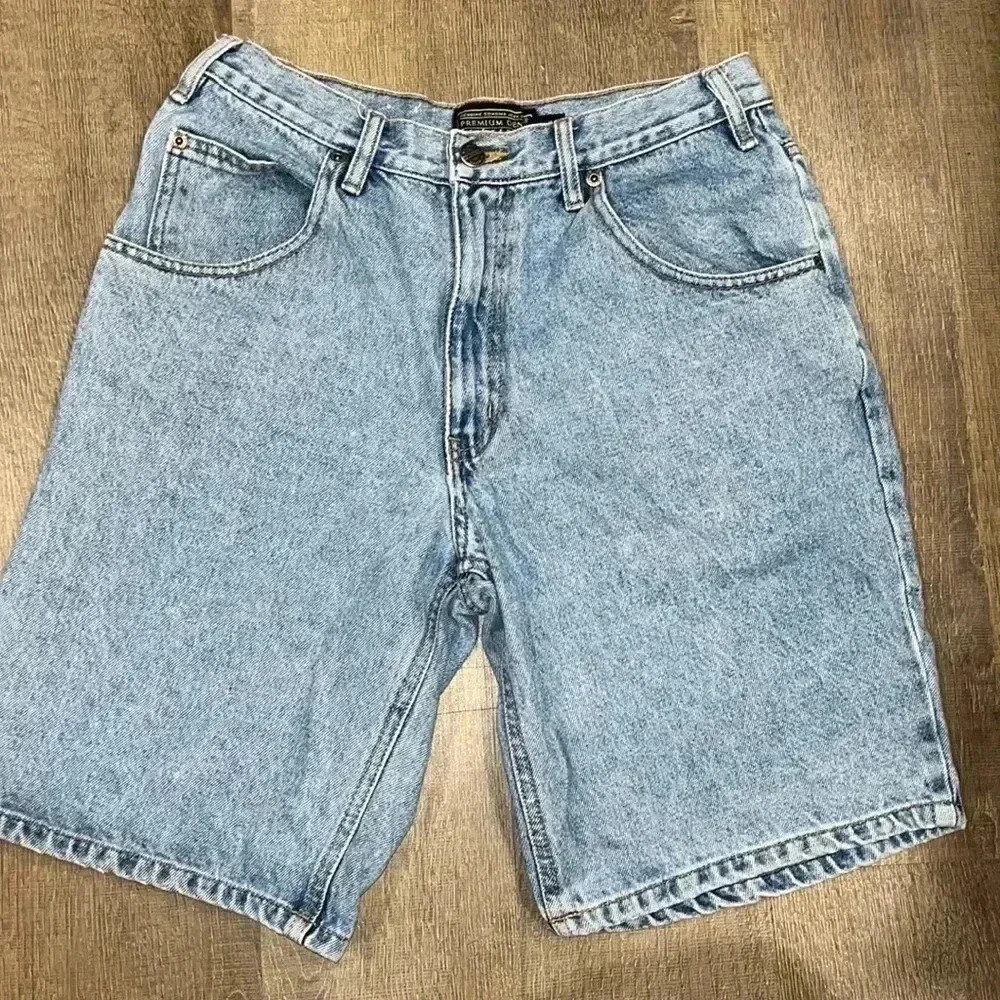 Sonoma jeans premium denim relaxed fit shorts size 30